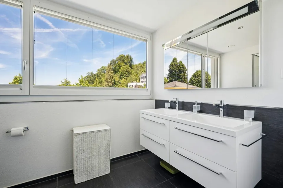 Architettura moderna con alto standard di costruzione