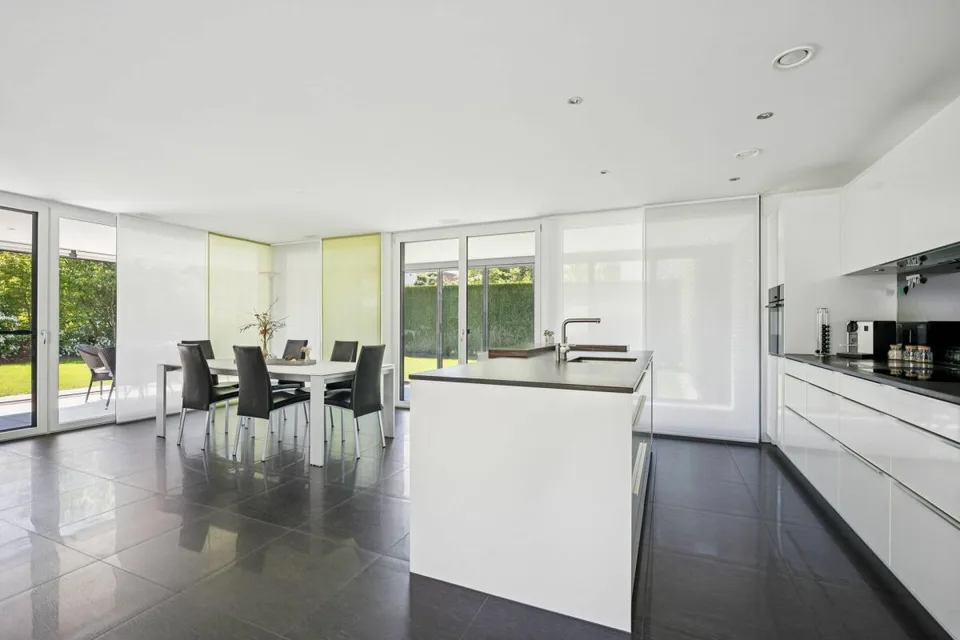 Architettura moderna con alto standard di costruzione