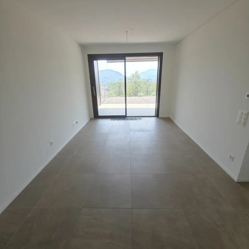 Zu vermieten in Bioggio 2.5 Zimmer mit Seeblick und Kühlsystem