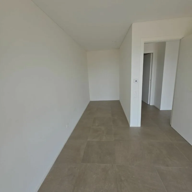 Zu vermieten in Bioggio 2.5 Zimmer mit Seeblick und Kühlsystem