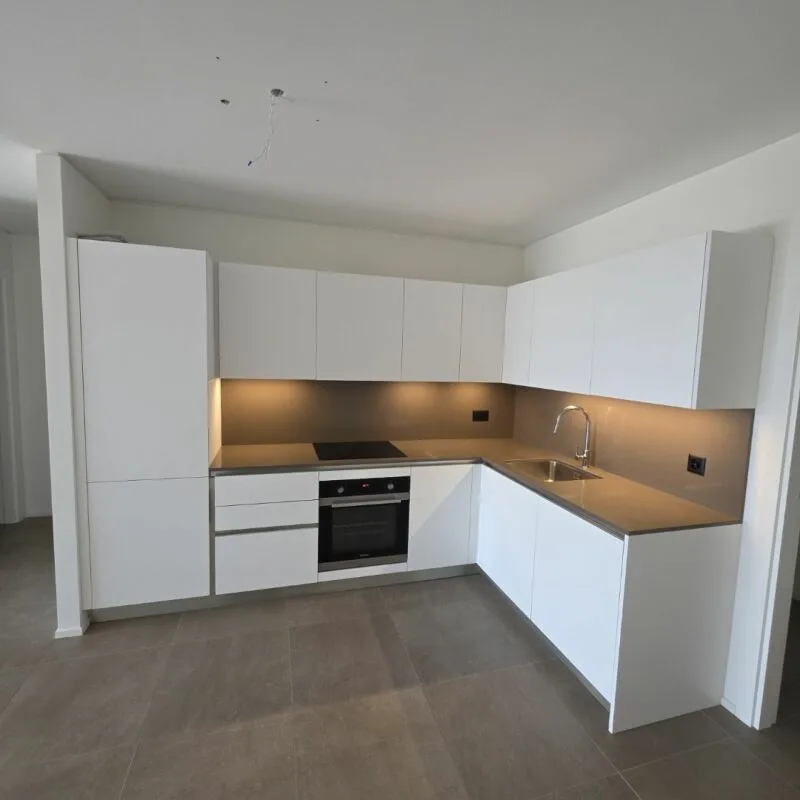 Zu vermieten in Bioggio 2.5 Zimmer mit Seeblick und Kühlsystem