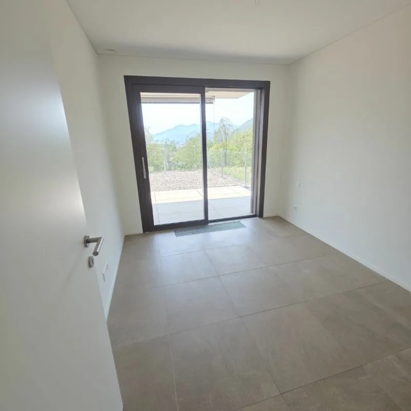 Zu vermieten in Bioggio 2.5 Zimmer mit Seeblick und Kühlsystem