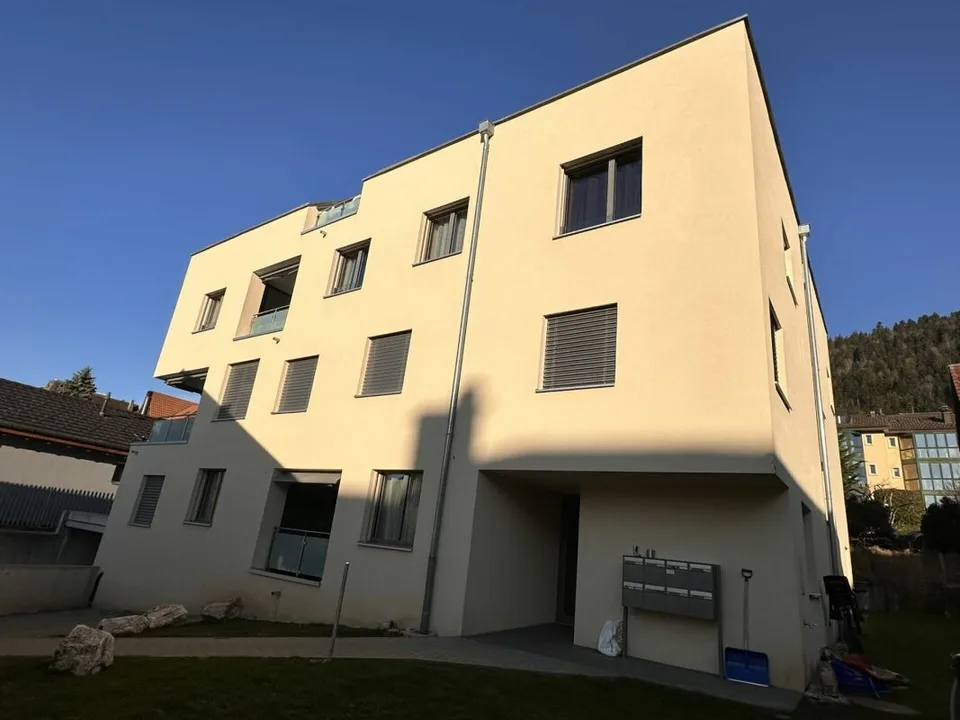 Bel appartement moderne de 4.5 pièces au 1er étage - Rue de l'Épervier 3A, Cernier