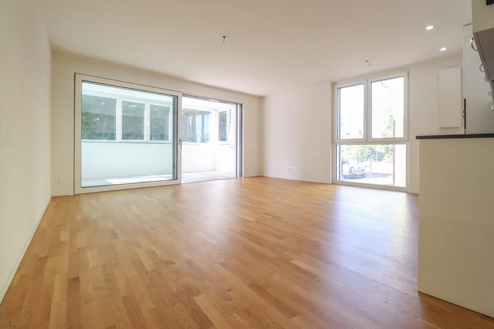 Appartement moderne de 3,5 pièces avec ascenseur et tour de lavage privée