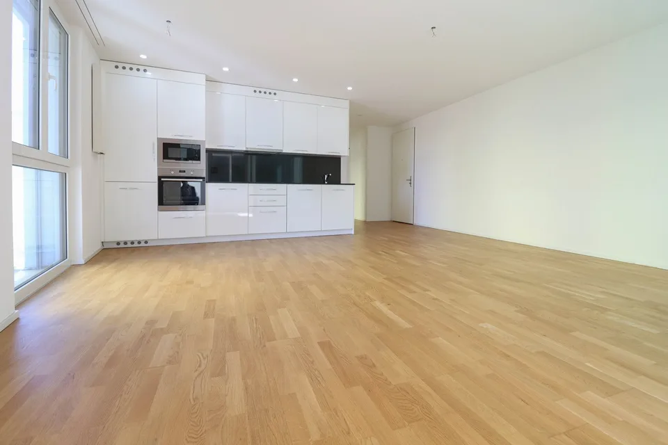 Appartement moderne de 3,5 pièces avec ascenseur et tour de lavage privée