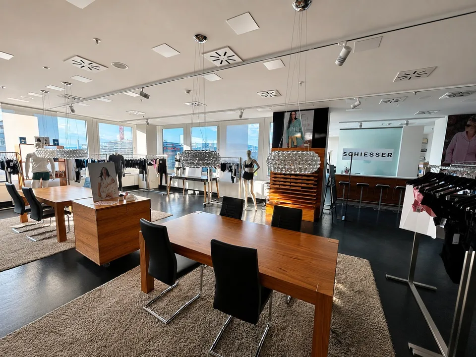 Commercial space in TMC No. 460