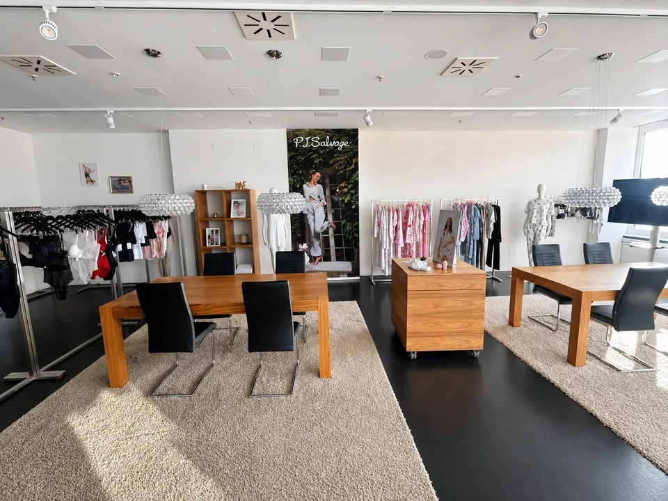 Commercial space in TMC No. 460