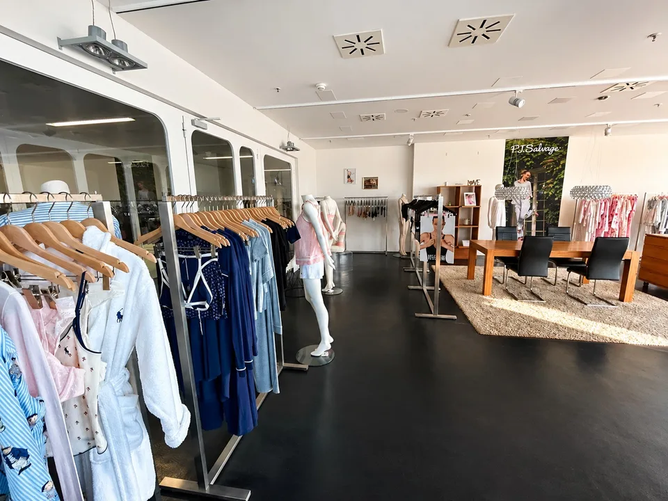 Commercial space in TMC No. 460