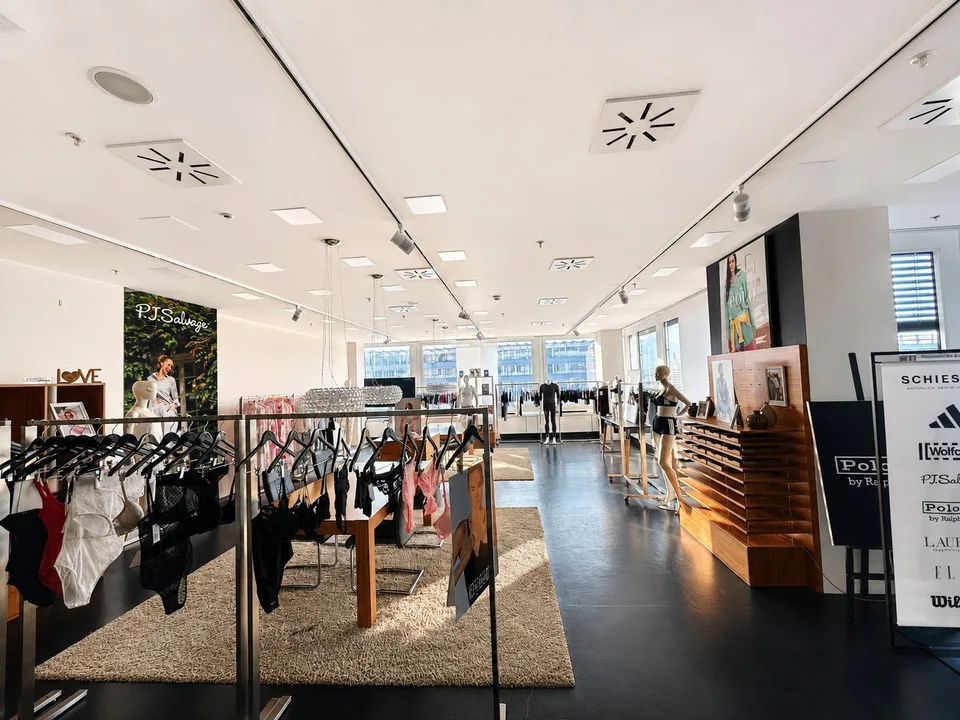 Commercial space in TMC No. 460