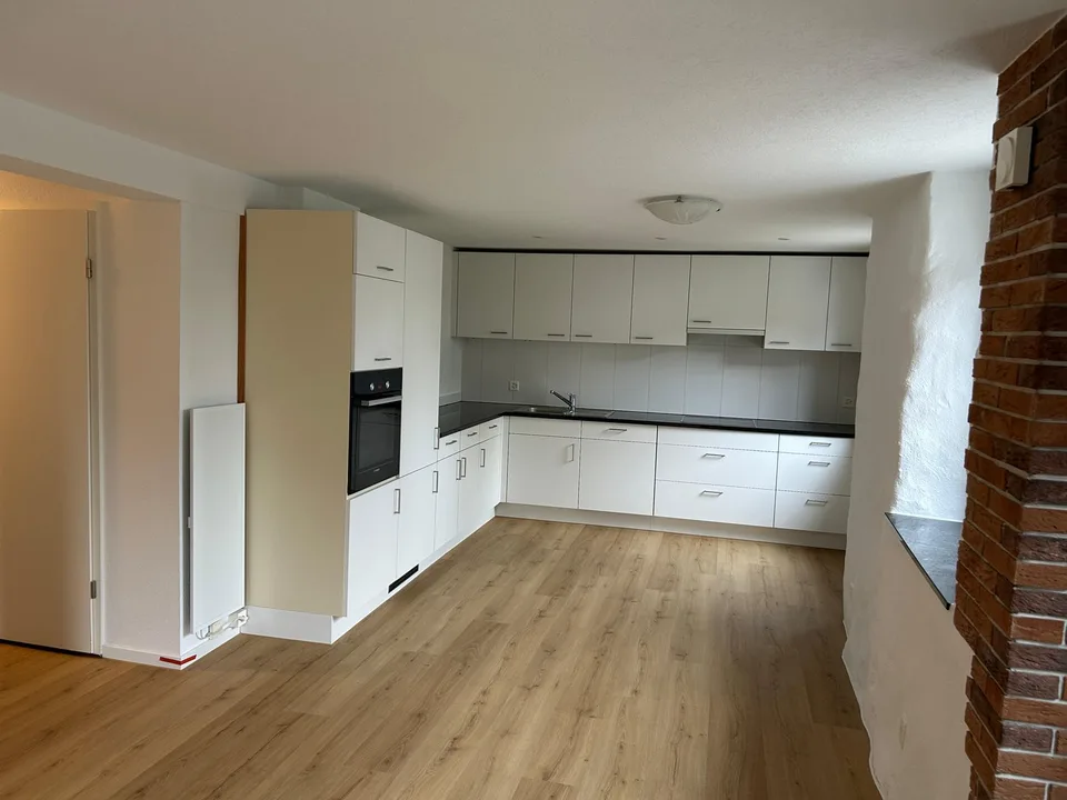 Charmante 4.5-Zimmer-Duplexwohnung an zentraler Lage in Schwyz