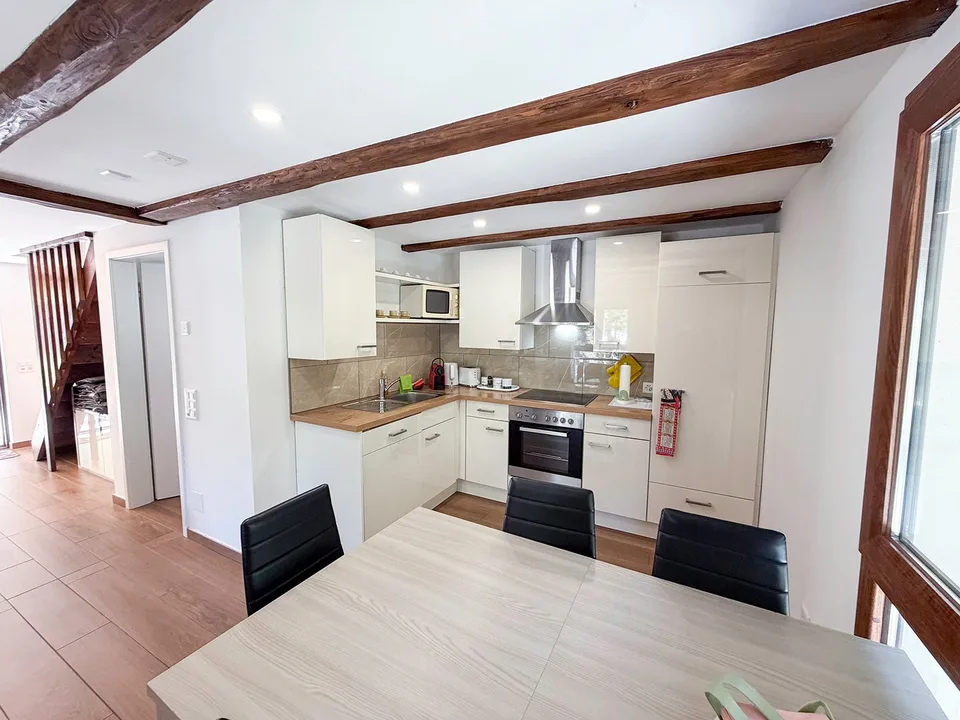 Casa con 4 appartamenti - Haus mit 4 Wohnungen - Vogorno