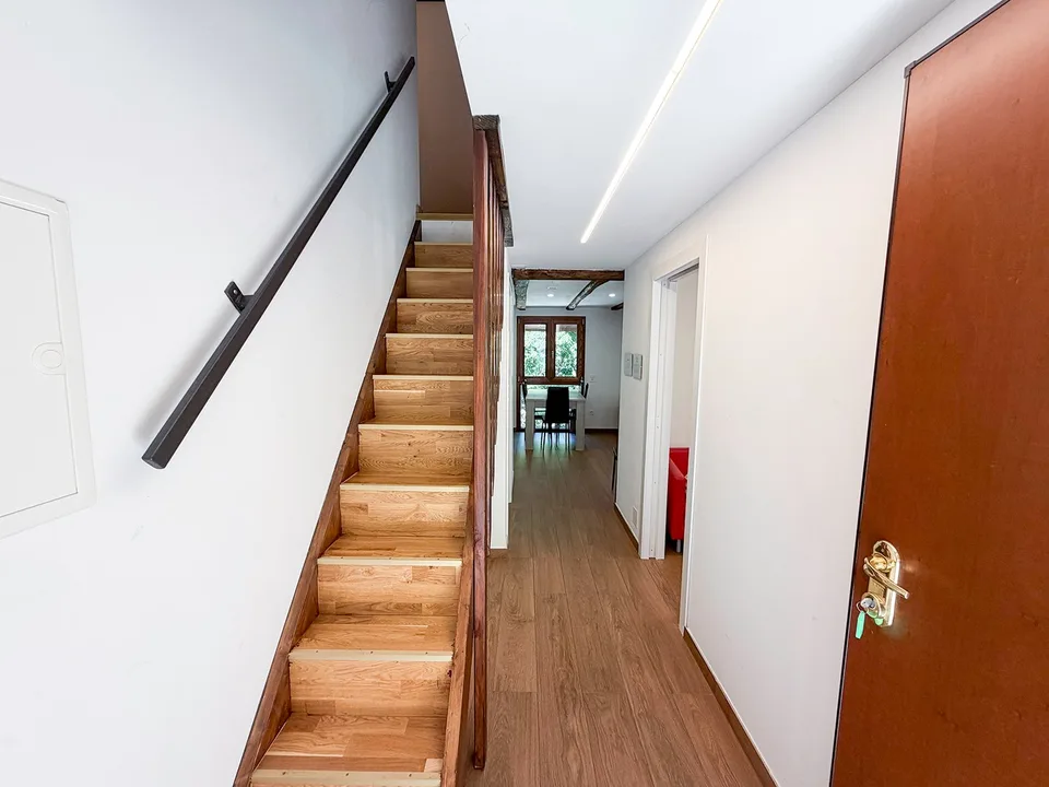 Casa con 4 appartamenti - Haus mit 4 Wohnungen - Vogorno