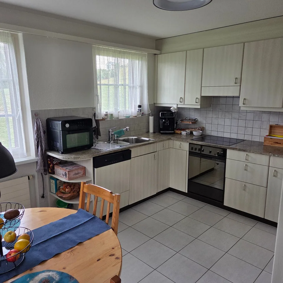 Bright 4.5-room apartment with balcony