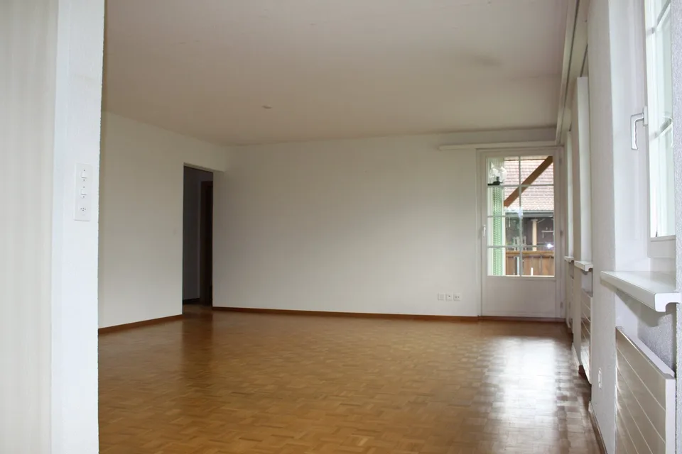 Bright 4.5-room apartment with balcony
