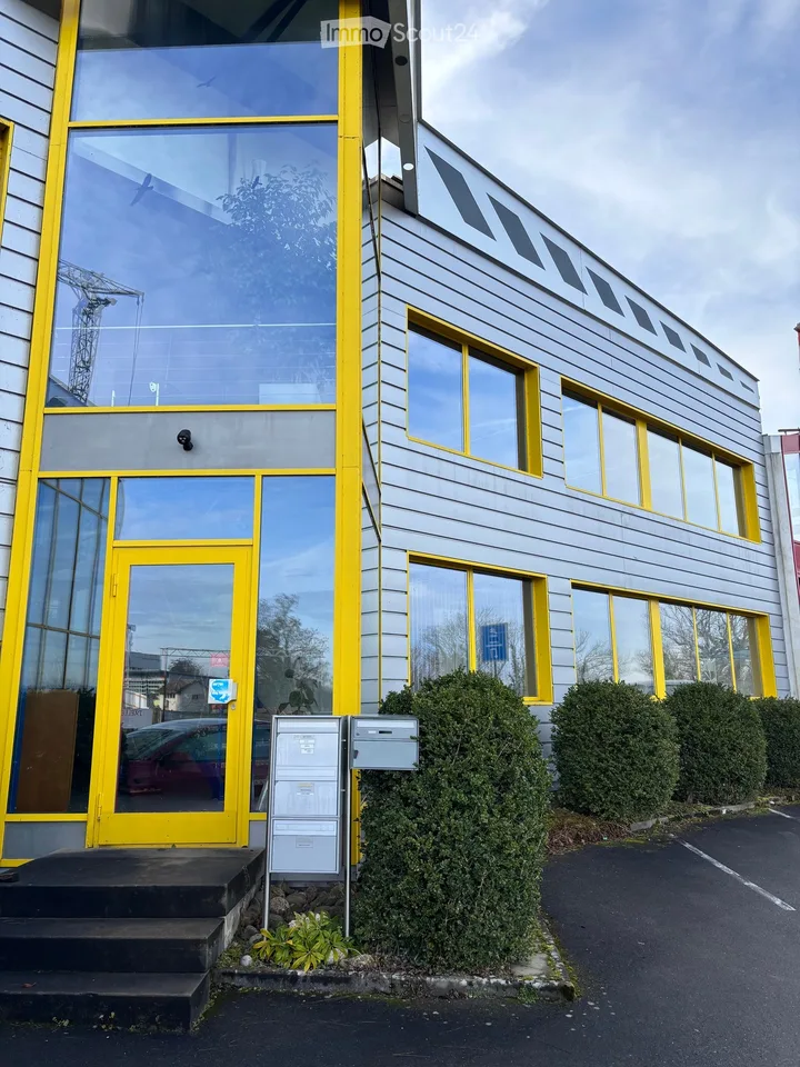 Vielseitig nutzbarer Gewerberaum in Andelfingen zu vermieten