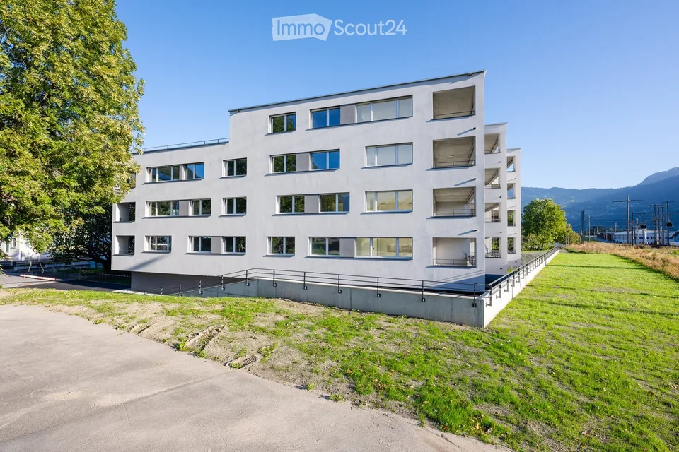 Moderne 2.5-Zimmer-Wohnung mit Loggia in Trübbach