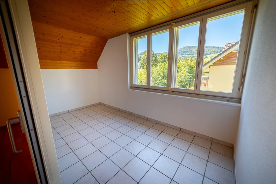 Helle 3.5-Zimmerwohnung im Grünen in Thalheim