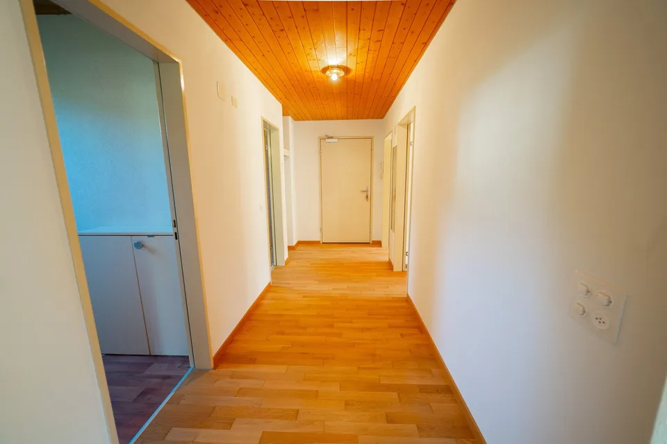 Helle 3.5-Zimmerwohnung im Grünen in Thalheim