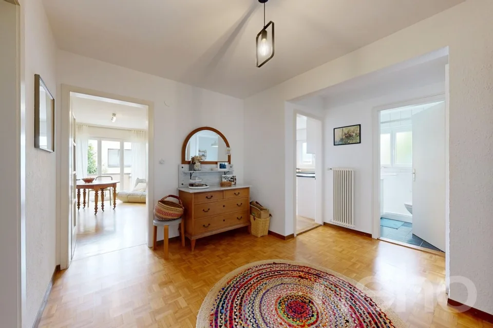 Rental building in the heart of Romont with potential gross yield of 5 %