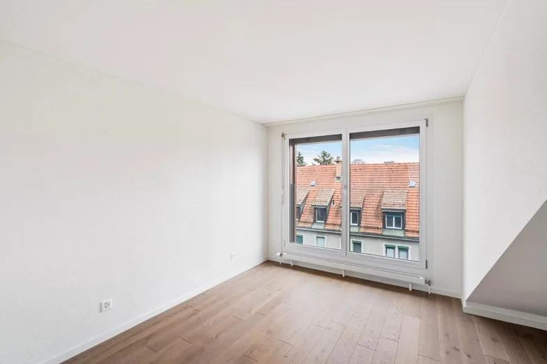 Appartement de 4,5 pièces en location à Zürich-Seebach !