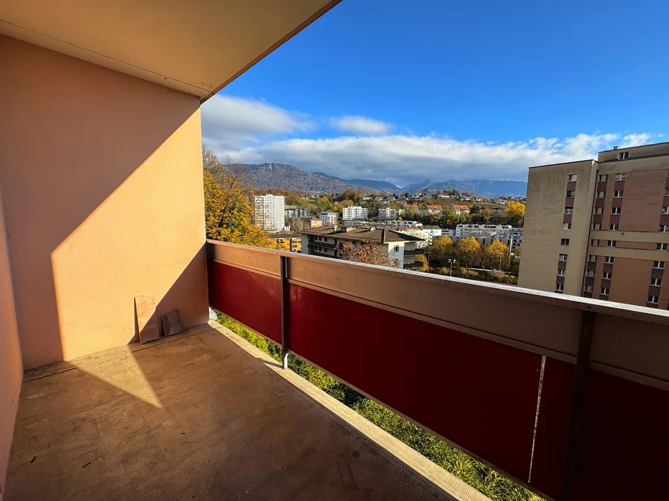 Fixed-term contract until 31.01.2027 - 1-room apartment with balcony