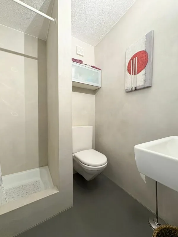 Maison mitoyenne de 4,5 pièces dans un emplacement ensoleillé et calme