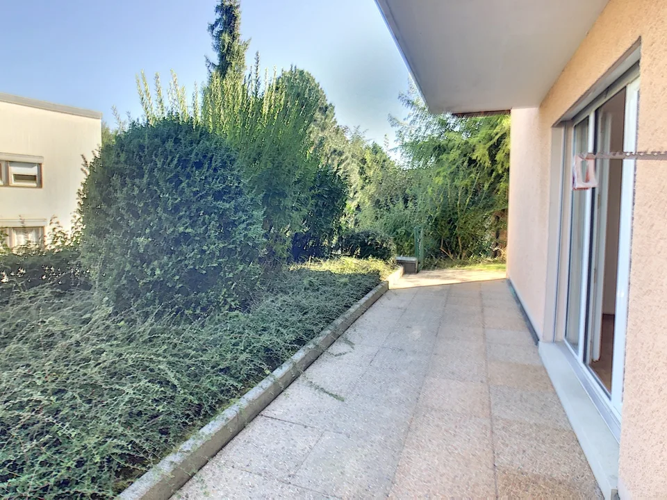 In affitto, Appartamento, 1610 Oron-la-Ville, Riferimento 1831775
