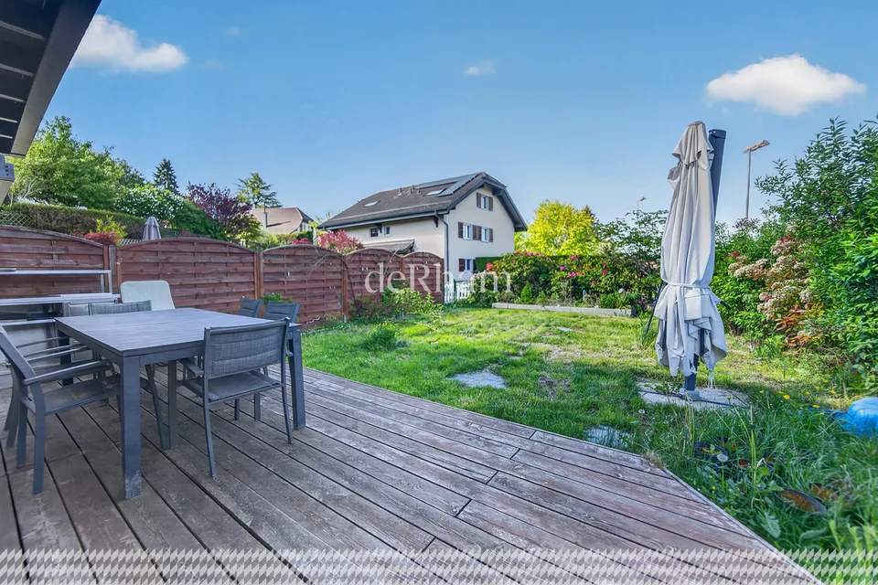 Charming semi-detached house with 5.5 rooms and beautiful garden