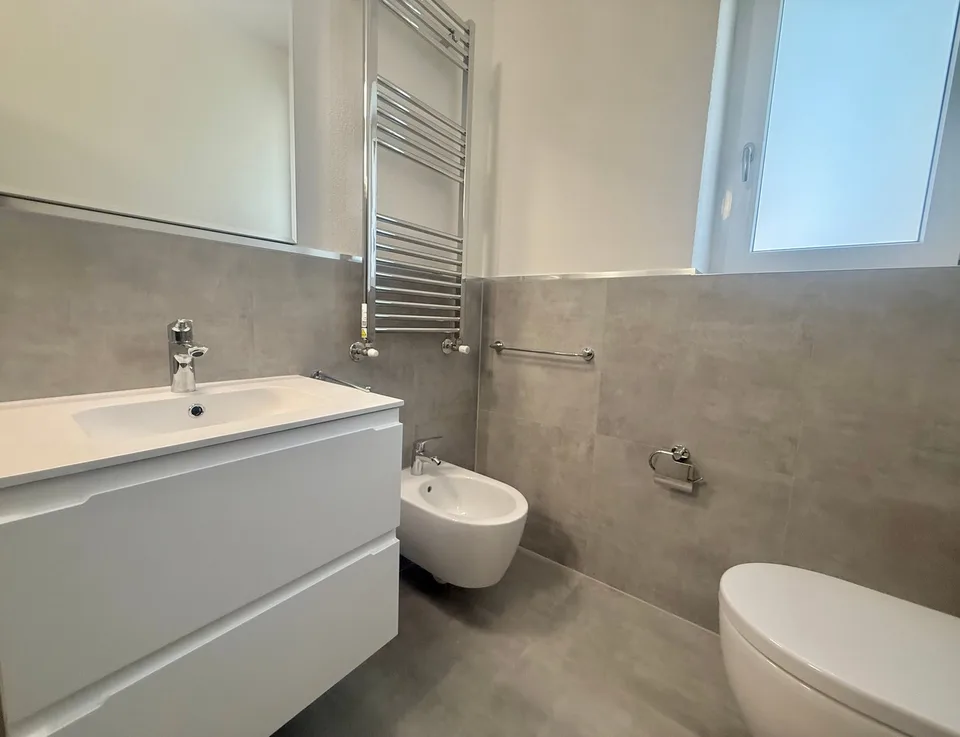 Recherché : entrant pour un appartement neuf de 3,5 pièces à Vacallo