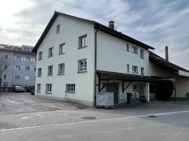 Outdoor parking space for rent in Oberuster!