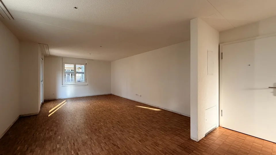 Sanierte 1.5-Zimmerwohnung in Spreitenbach
