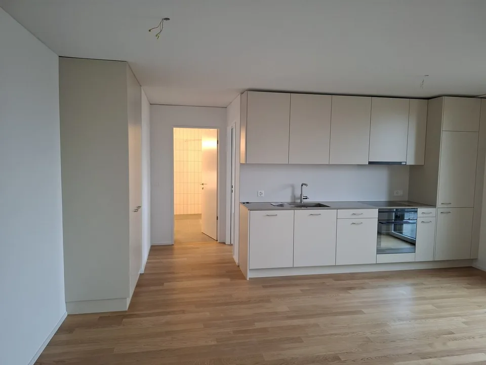 2.5 Zimmer Neubauwohnung beim Bahnhof SBB mit tollem Stadtausblick