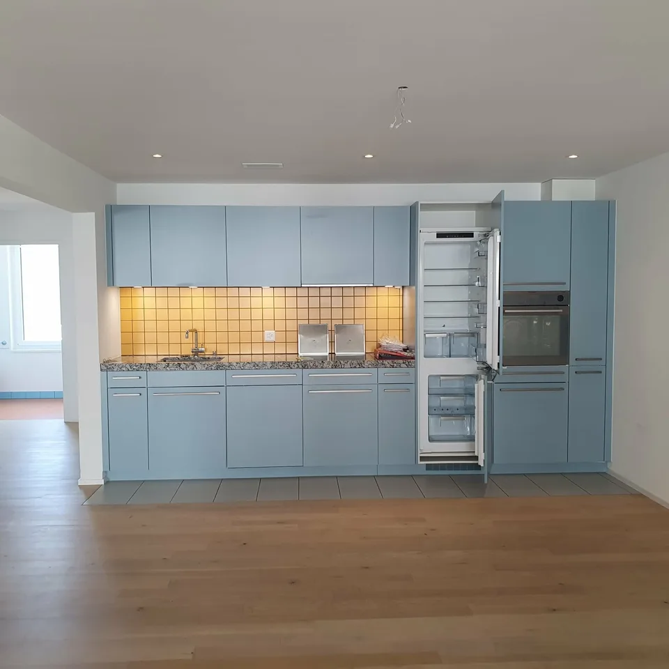 Modern 3.5-Room Apartment in Dübendorf (Hochbord)  Minergie Standard, 2 Balconies, 2 Cellars & Parkingspace