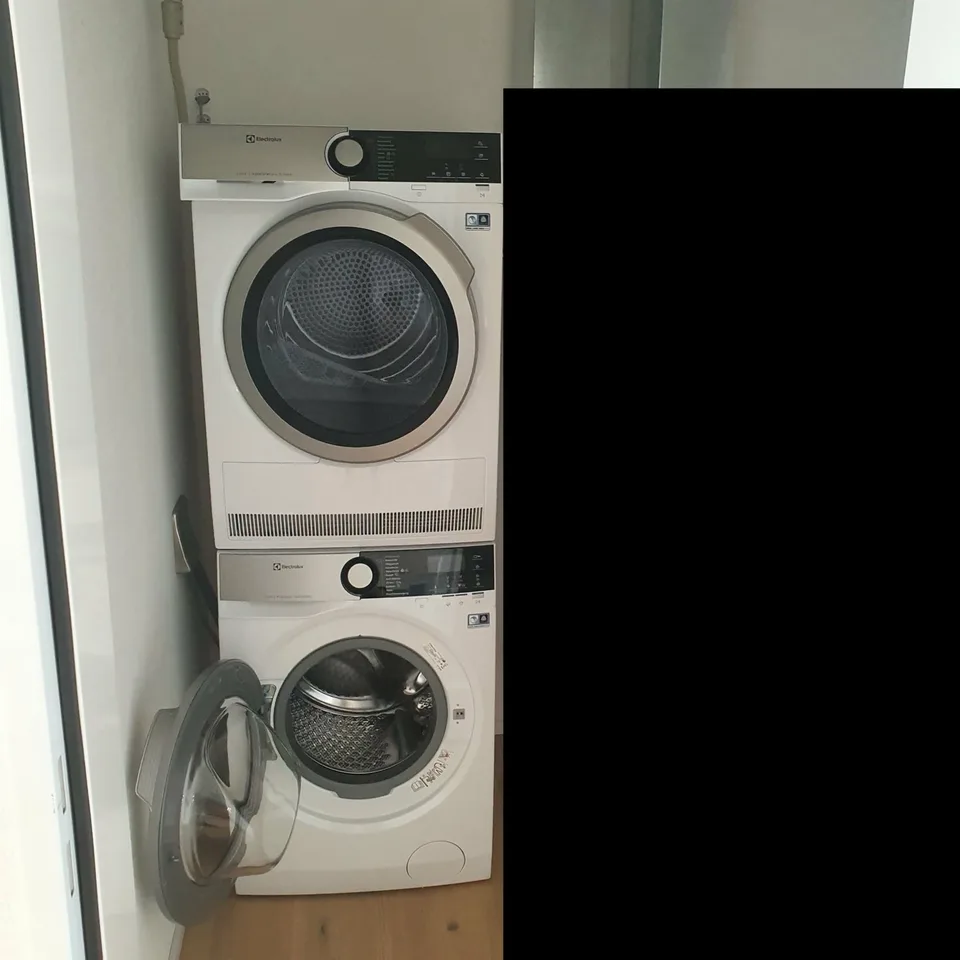 Appartement moderne 3.5 pièces à Dübendorf (Hochbord) Norme Minergie, 2 balcons, 2 caves & place de parking
