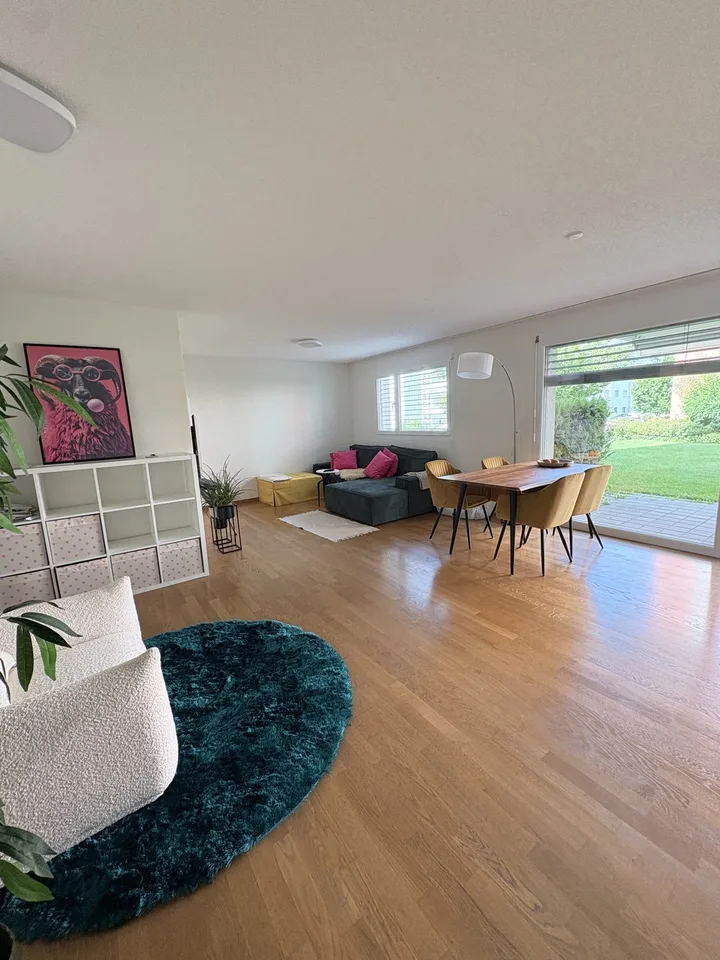 Room for rent in shared apartment (furnished)