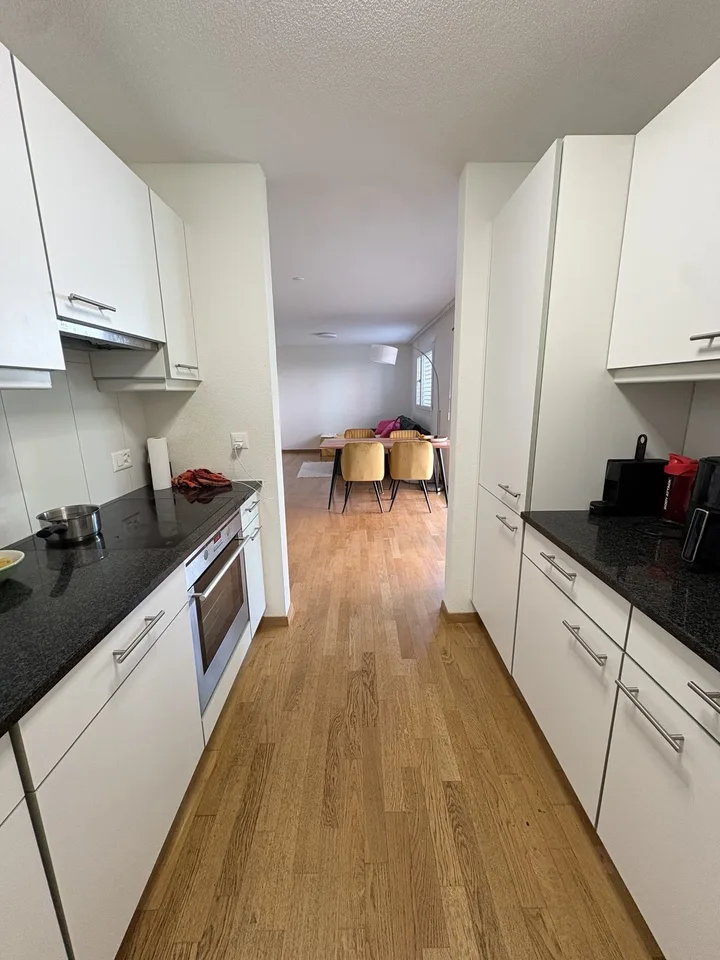 Room for rent in shared apartment (furnished)