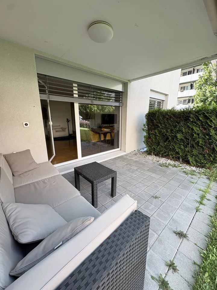 Room for rent in shared apartment (furnished)