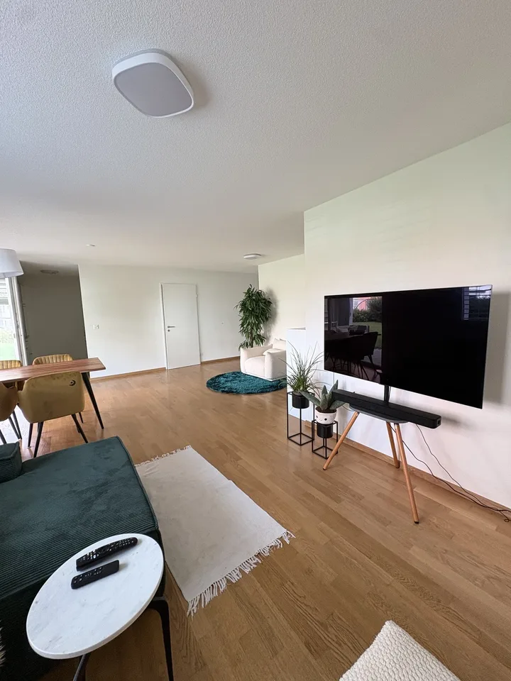 Room for rent in shared apartment (furnished)