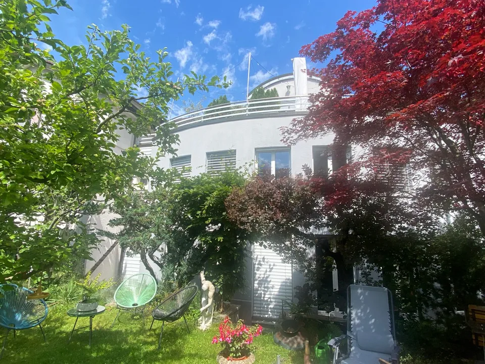 Charmante 4.5-Zimmer-Maisonettewohnung mit Balkon und Bergblick in Altdorf