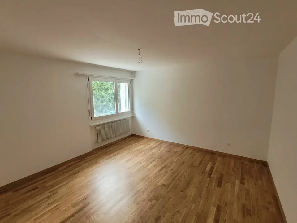 Incantevole appartamento di 3 locali con balcone a Le Locle