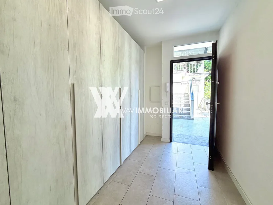 VACALLO: AMPIO 5 LOCALI