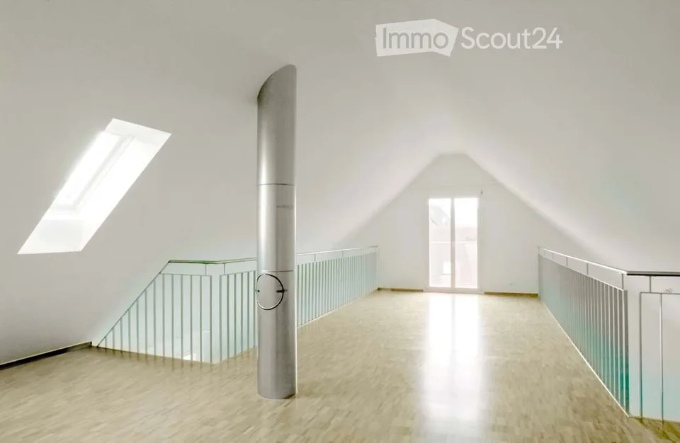 Grosszügige Dachwohnung in Wettingen