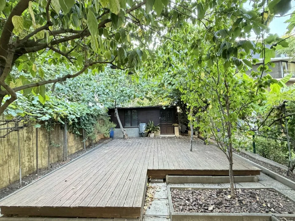 6-Zimmer-Stadthaus mit eigenem Garten