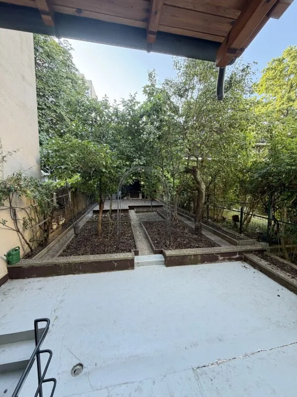 6-Zimmer-Stadthaus mit eigenem Garten