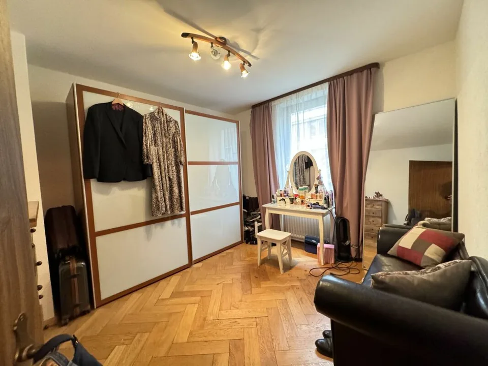 6-Zimmer-Stadthaus mit eigenem Garten