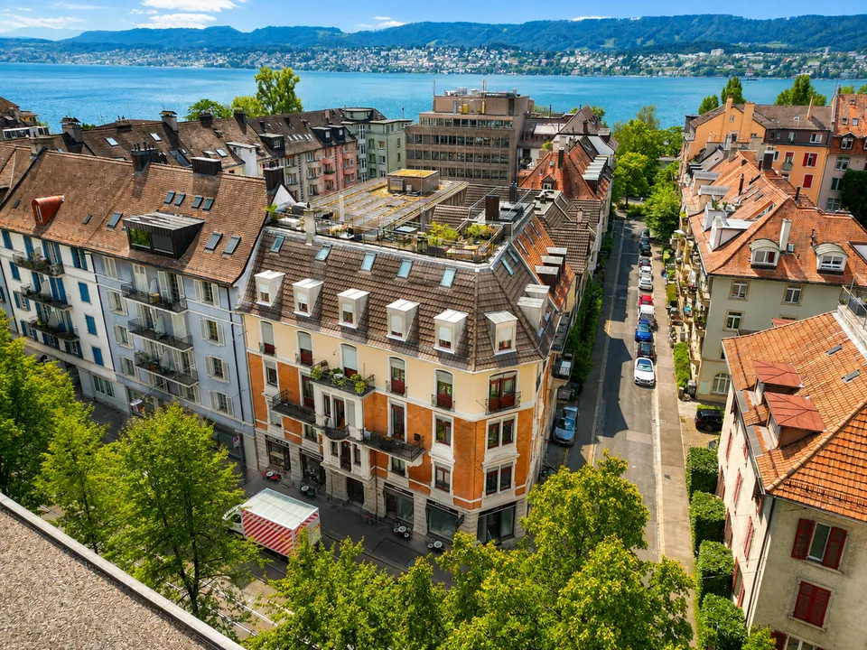 ZÜRICHSEE VOR DER TÜR – STILVOLL MÖBLIERT WOHNEN IM SEEFELD