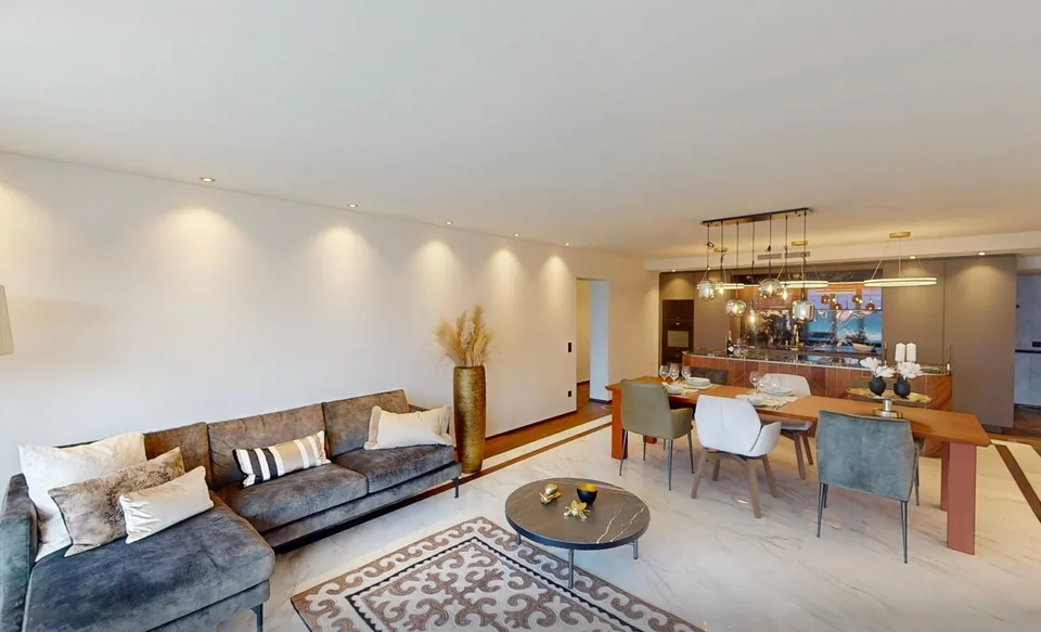 Habitation luxueuse avec une vue gigantesque sur le Lago Maggiore