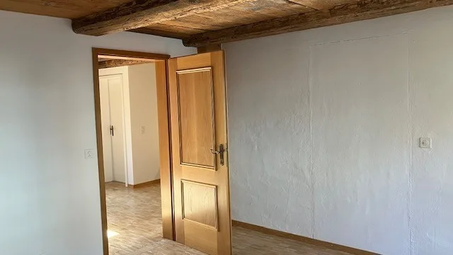 Charming 2-room apartment in historic building Olten city center