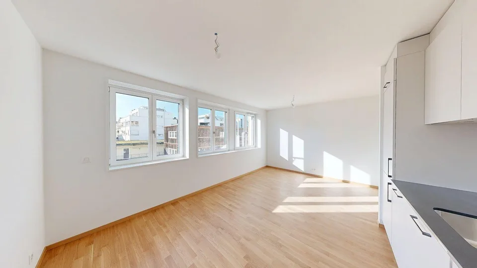 Living in a new apartment with a garden in the heart of Charmilles