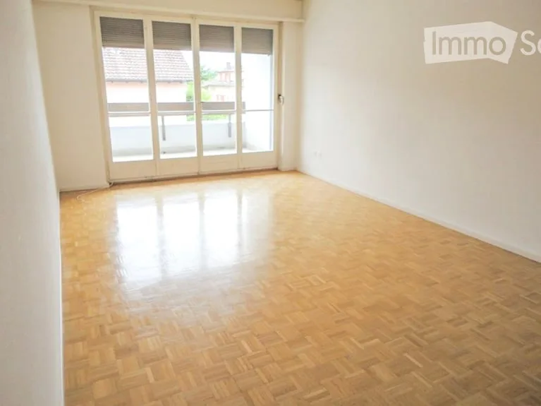 2.5-Zimmer-Wohnung mit Balkon in Biel – sofort verfügbar!